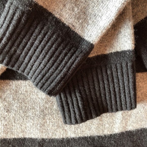 BCBGMAXAZRIA “Samira” Crop Merino Wool & Cashmere Sweater - Size XXS - Picture 8 of 16